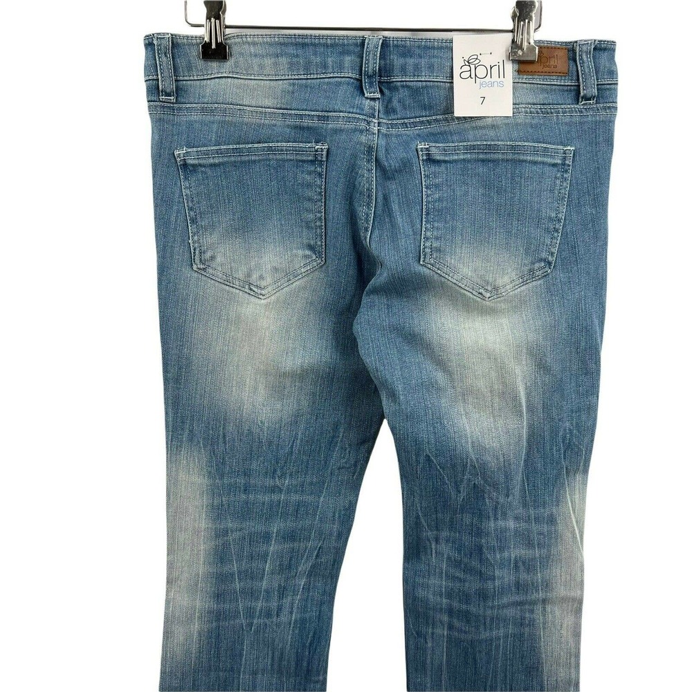 April Bootcut Jean Distressed‎ Size 7 New - Picture 4 of 6